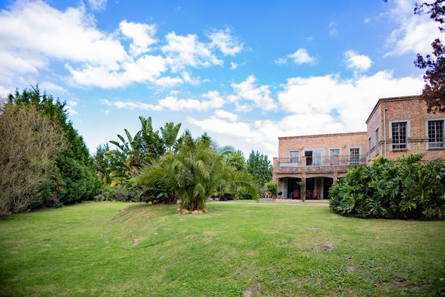 6 Bedroom Property for Sale in Vierlanden Western Cape